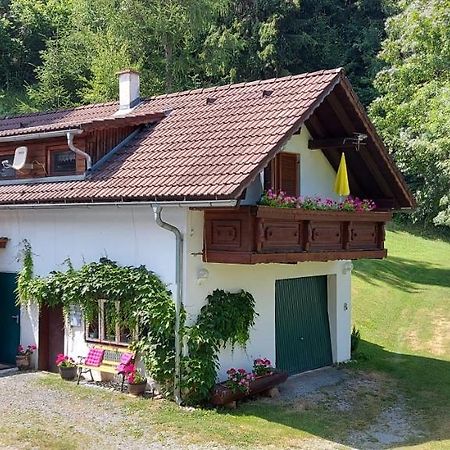 Ferienwohnung Nadine Egger Himmelberg Esterno foto